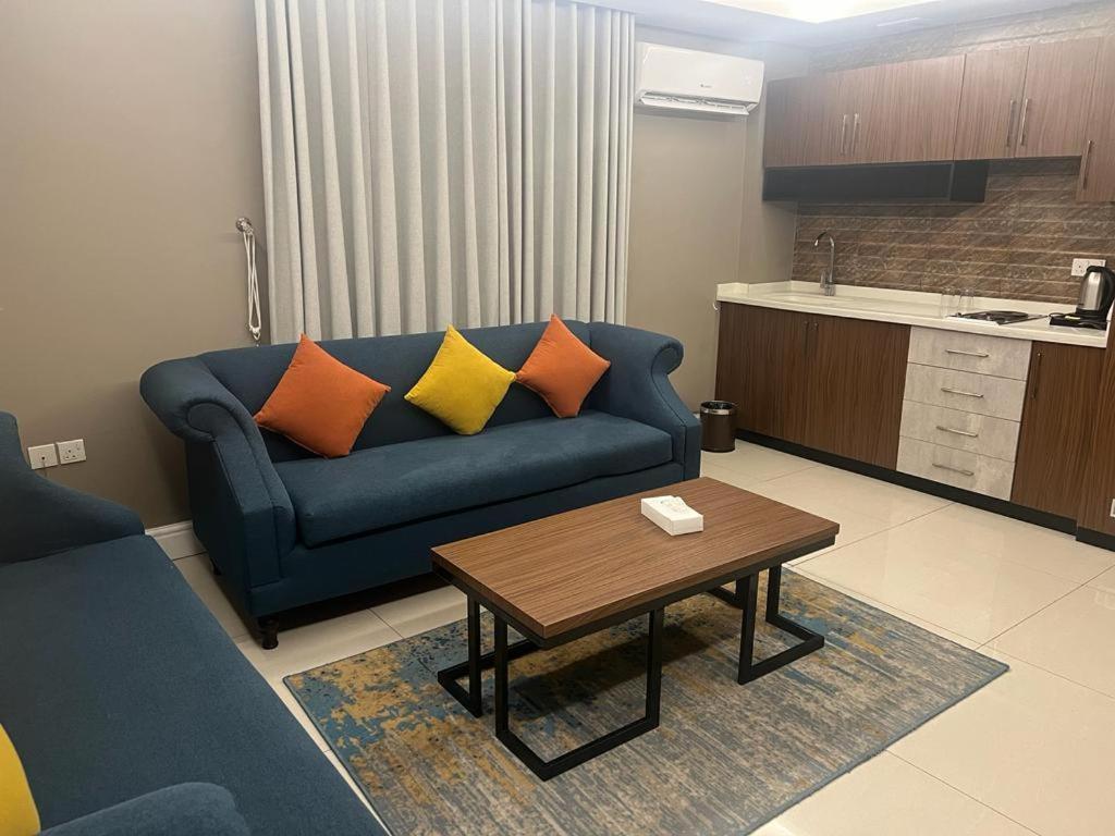 Remaz Suites Hotel Al Al Jubail Extérieur photo