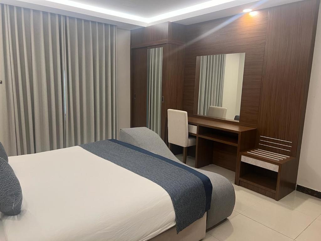 Remaz Suites Hotel Al Al Jubail Extérieur photo