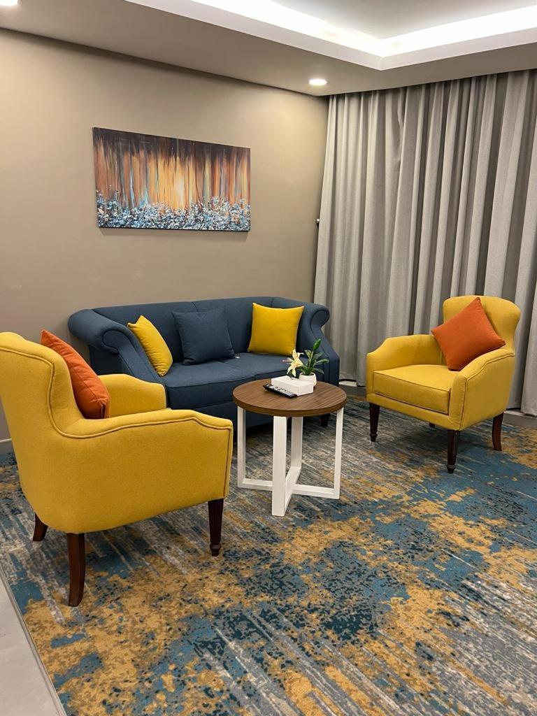 Remaz Suites Hotel Al Al Jubail Extérieur photo