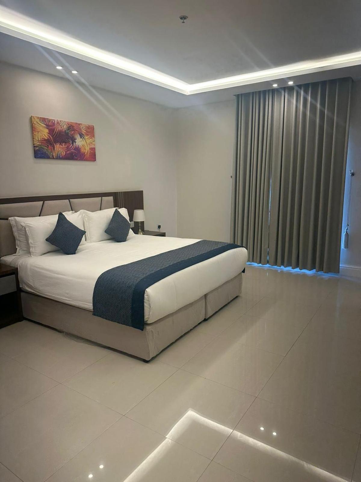 Remaz Suites Hotel Al Al Jubail Extérieur photo