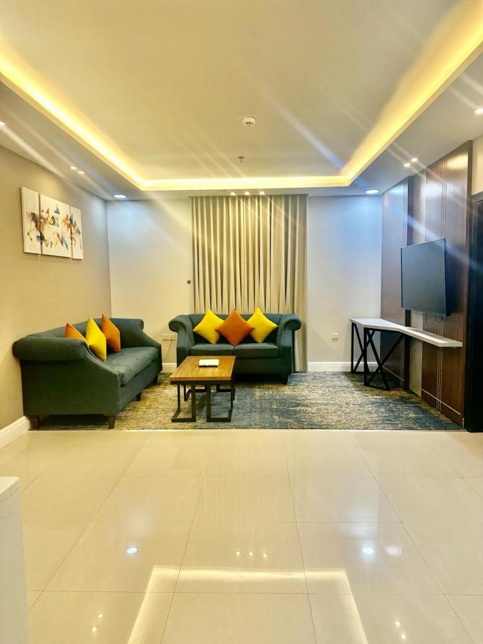 Remaz Suites Hotel Al Al Jubail Extérieur photo