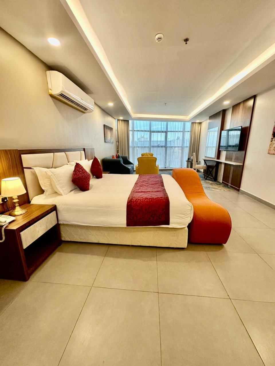 Remaz Suites Hotel Al Al Jubail Extérieur photo