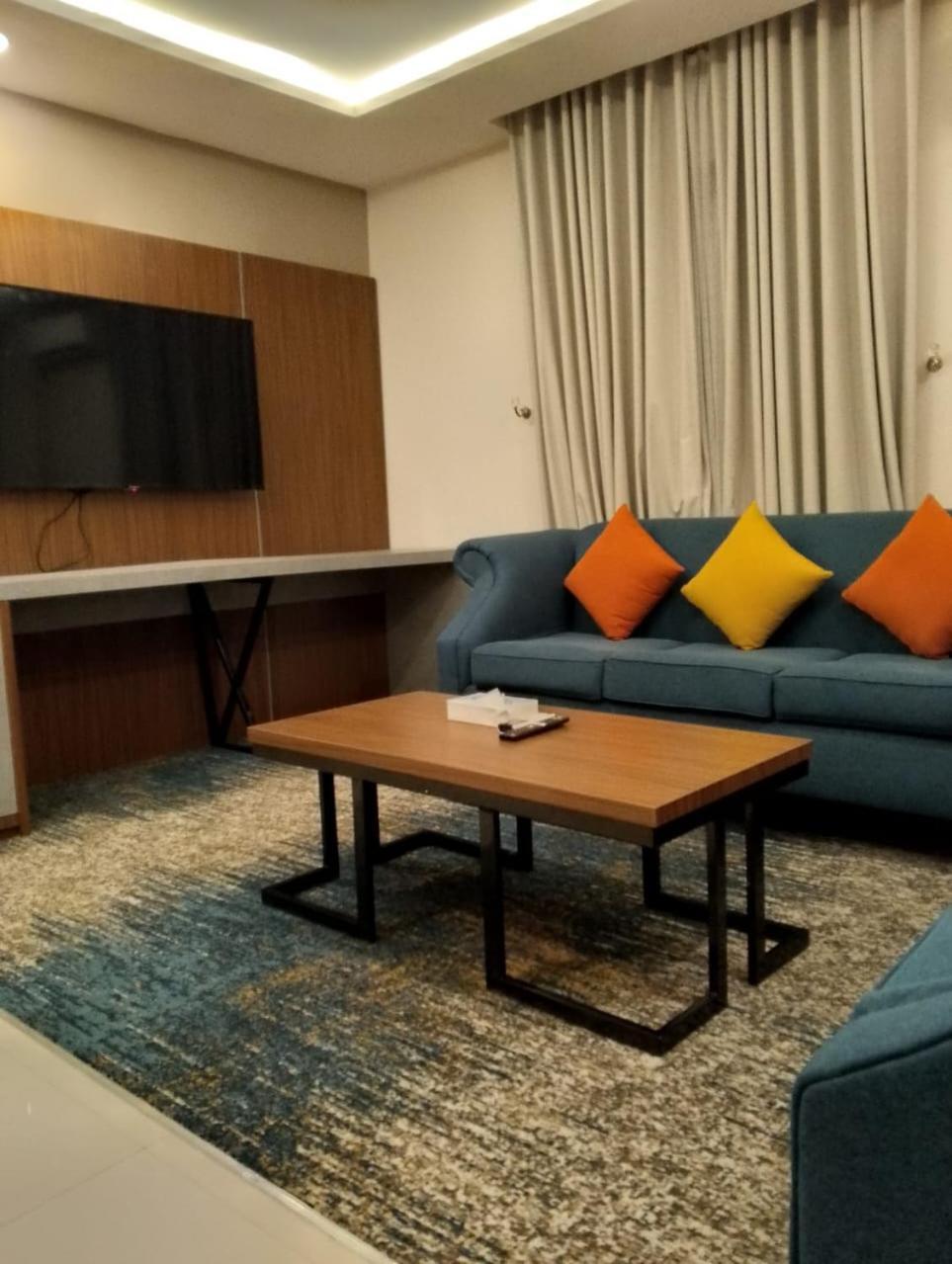 Remaz Suites Hotel Al Al Jubail Extérieur photo