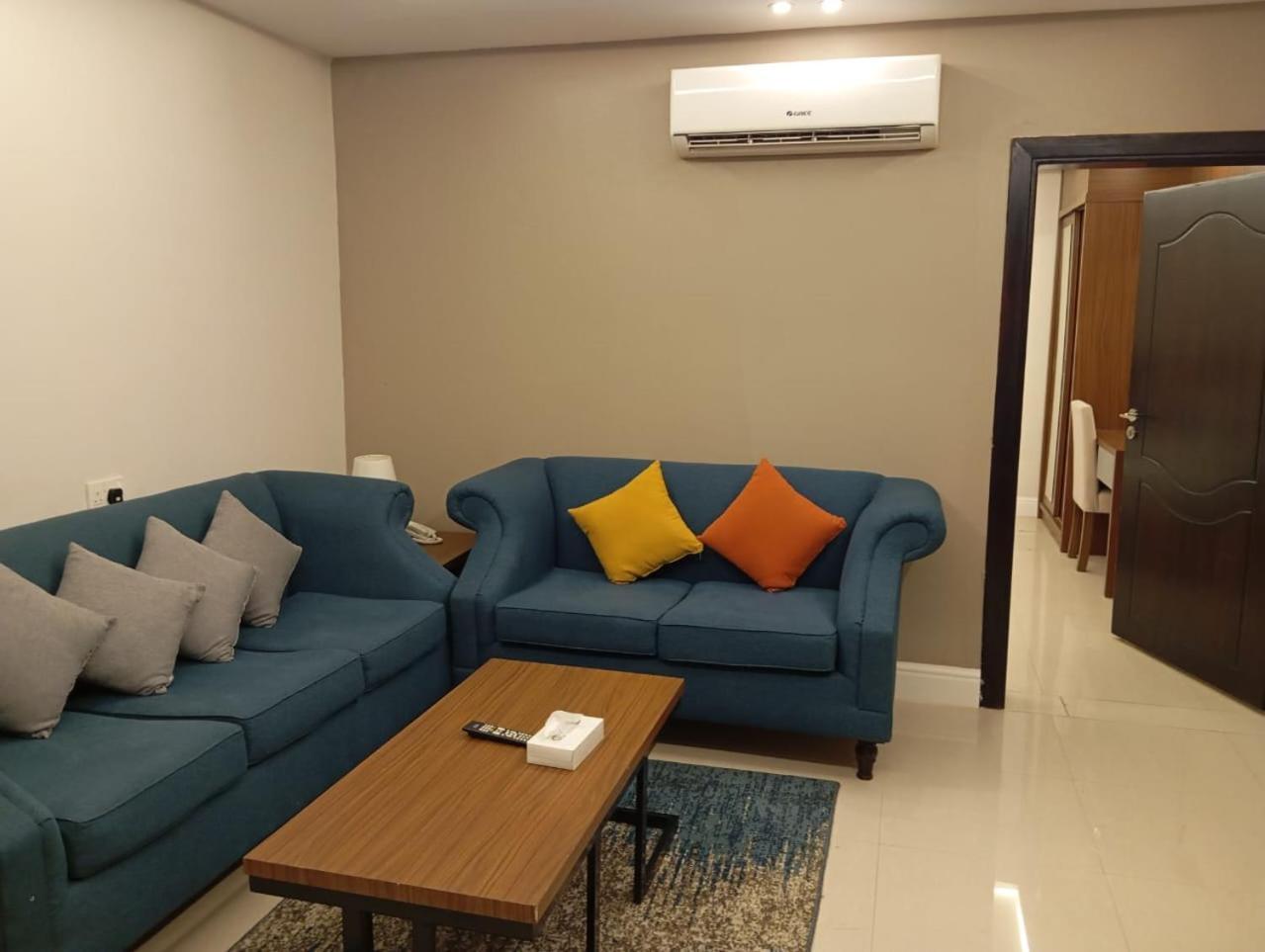 Remaz Suites Hotel Al Al Jubail Extérieur photo